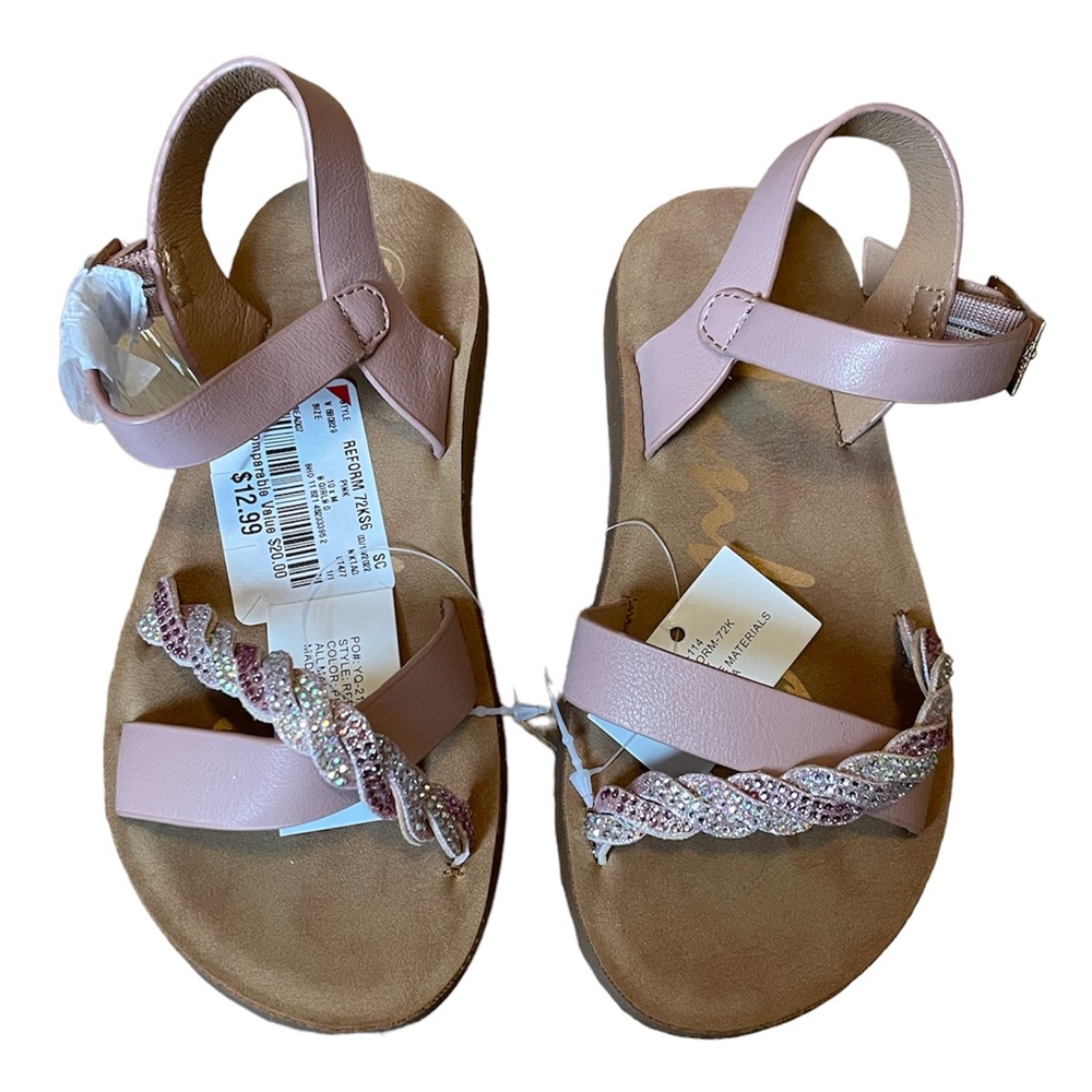 NWT girls rhinestone sandals. Size 10